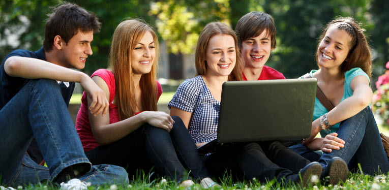 Leia mais sobre o artigo Cobre Estudantes Universitários